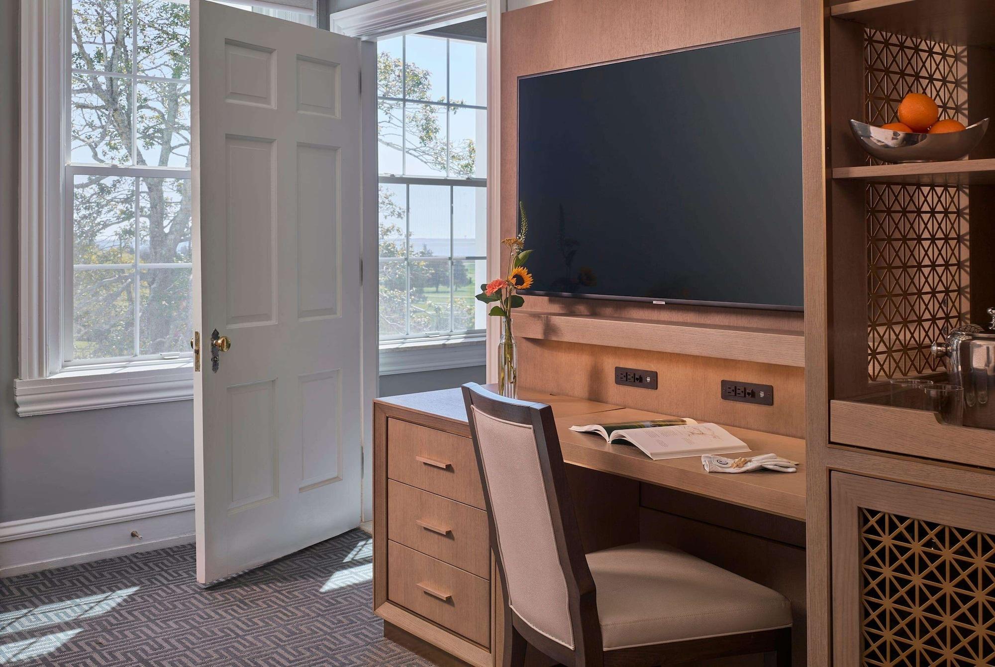 גאלווי Seaview, A Dolce Hotel מראה חיצוני תמונה