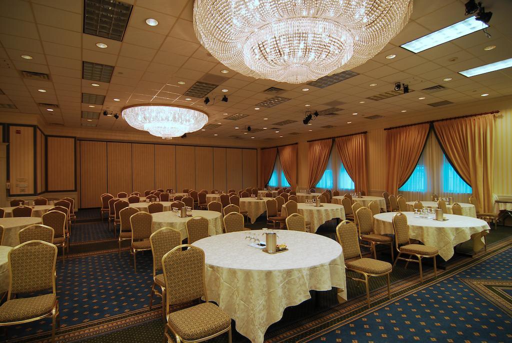 גאלווי Seaview, A Dolce Hotel מראה חיצוני תמונה