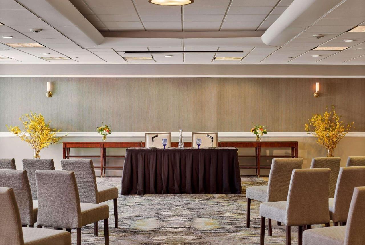 גאלווי Seaview, A Dolce Hotel מראה חיצוני תמונה